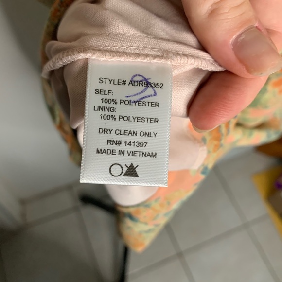 ASTR Peach Lace Sleeve Dress SMALL - Picture 10 of 10